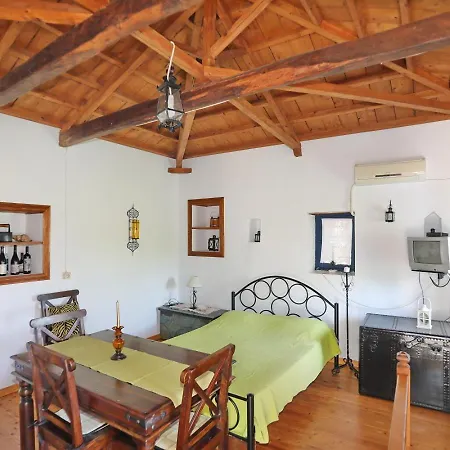 Vathias 度假居 Karya